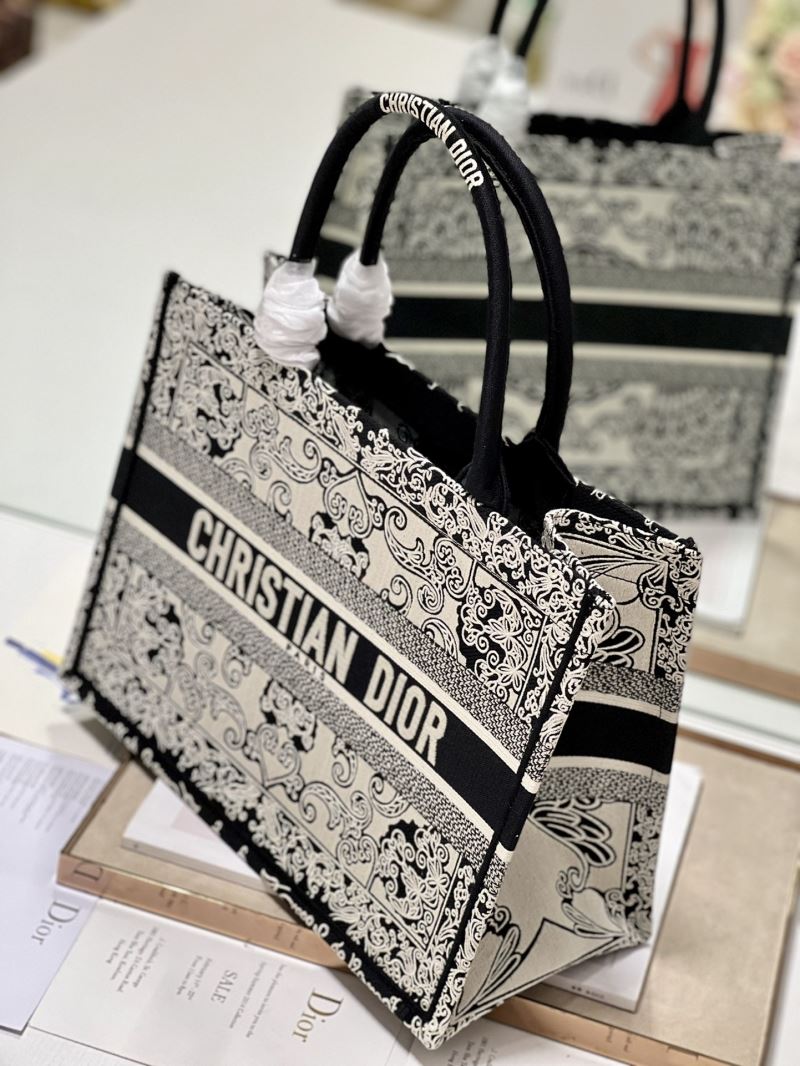 Christian Dior Shopping Bags